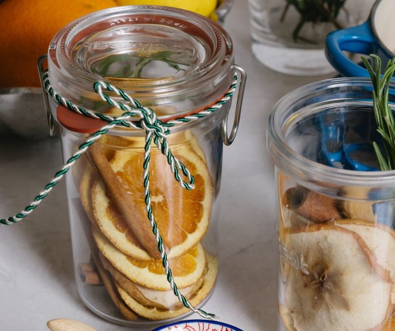 5 Reasons Why Simmer Pots are Perfect for the Holidays (and Make Great Gifts!)